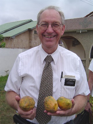 Dan with Pawpaws